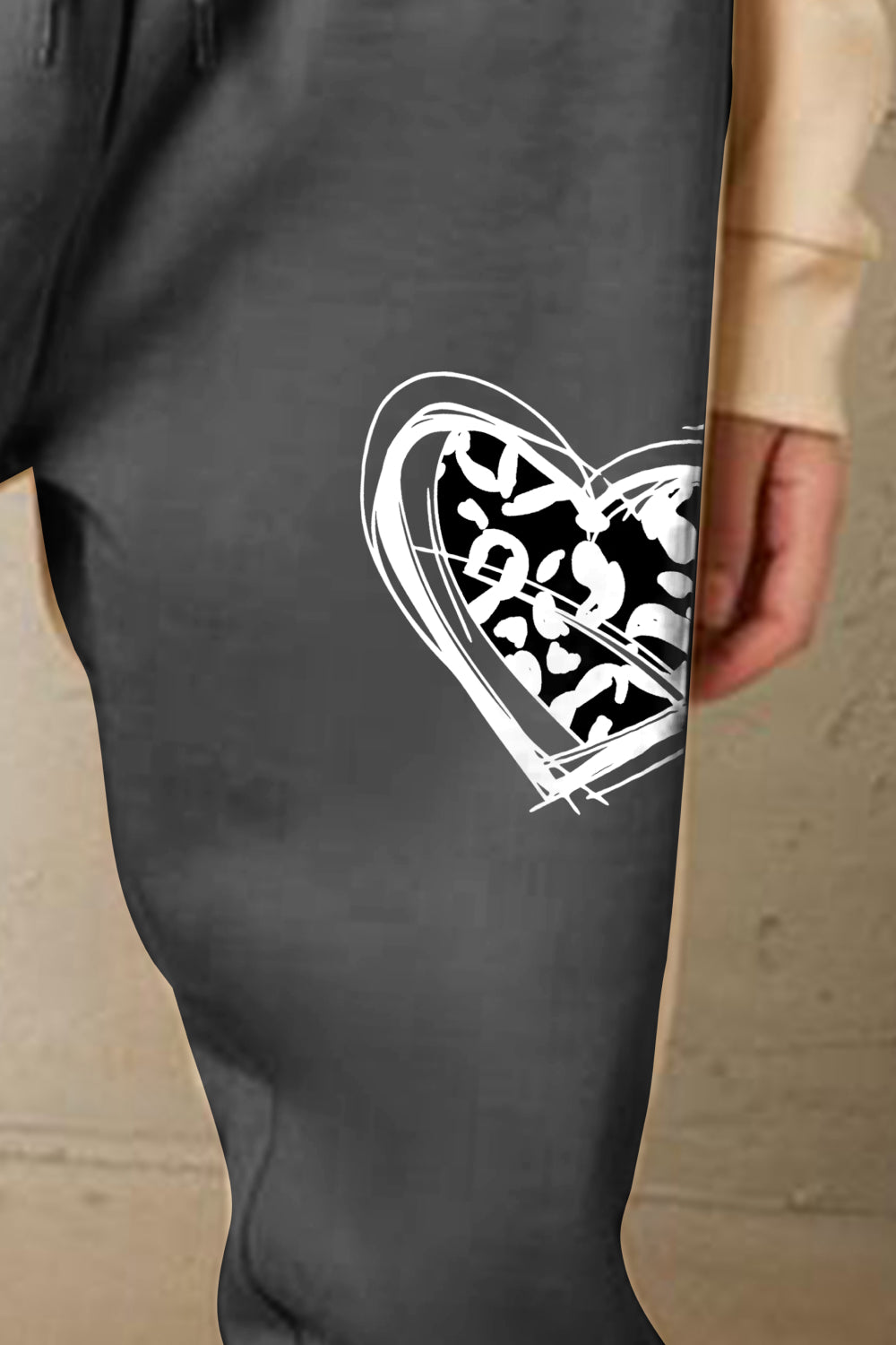 Heart Graphic Long Sweatpants