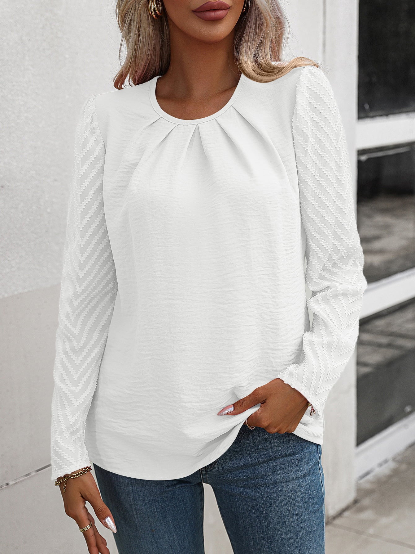 Round Neck Puff Sleeve Blouse