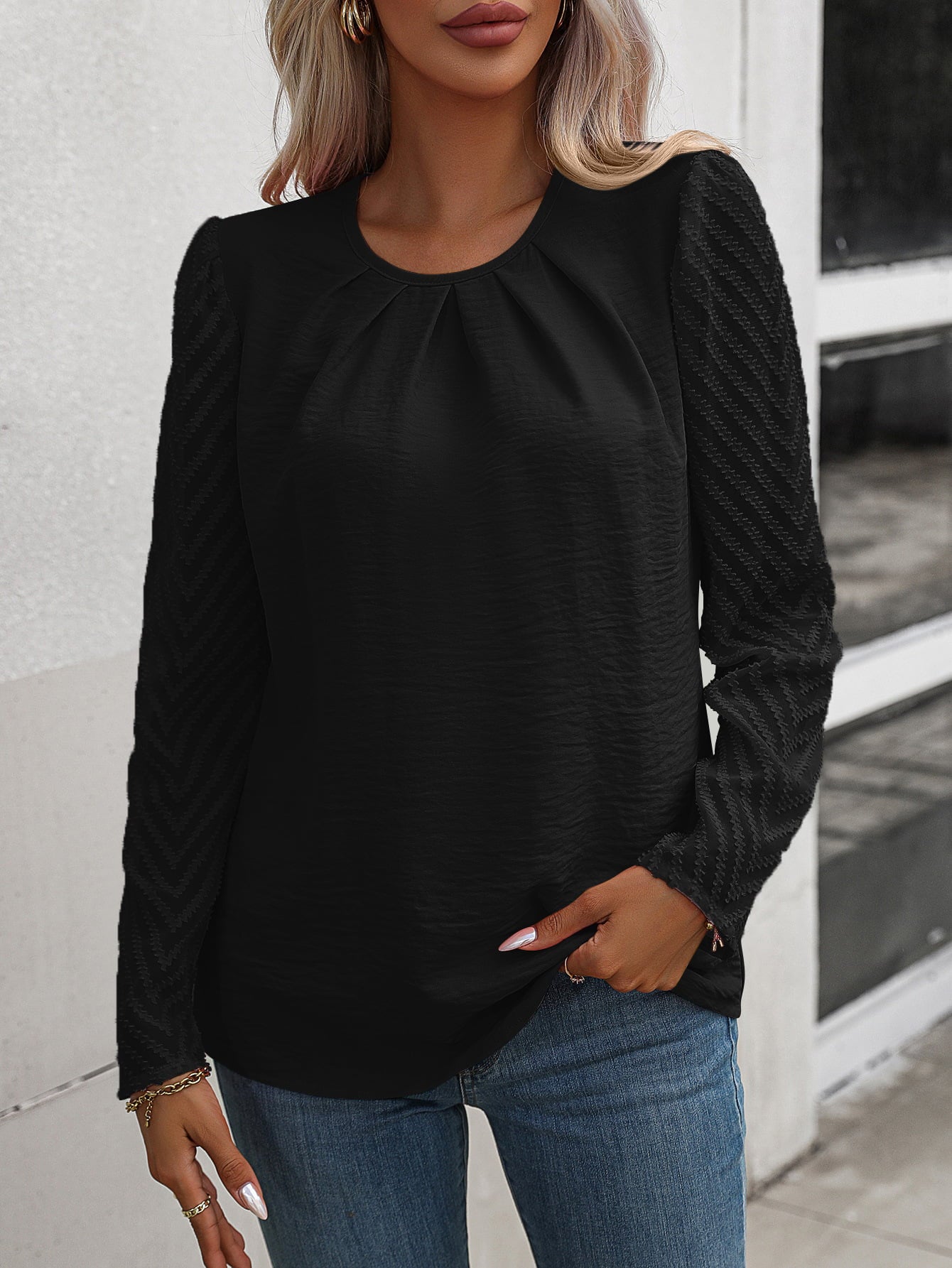 Round Neck Puff Sleeve Blouse